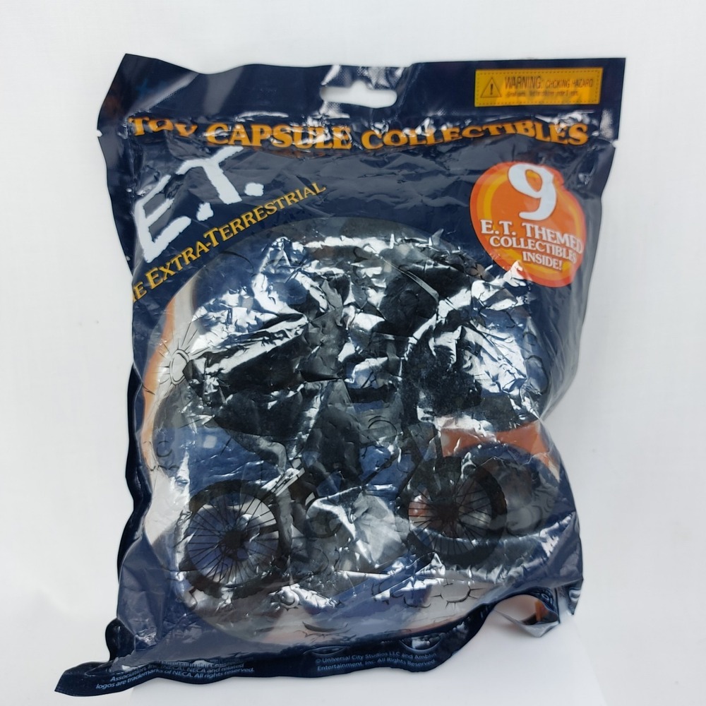 NECA Lot of 2 E.T. Toy Capsules 2022 9 Bubbles Each 1 Sealed 1‎ New Opened *READ